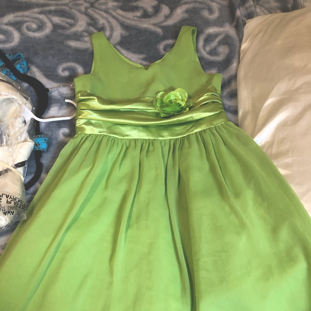 Small girl dress